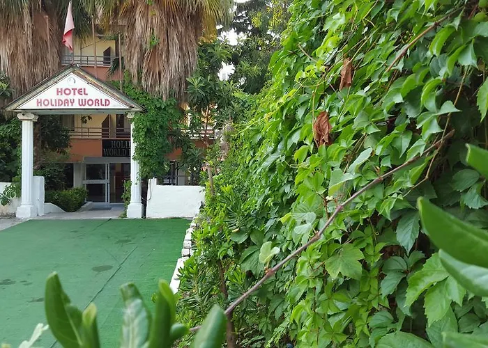 Holiday World Hotel